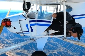 Influencer έριξε σκόπιμα το αεροπλάνο του για κλικ και θεάσεις στο YouTube. Η αστυνομία του αφαίρεσε την άδεια πιλότου και τον καταδίκασε σε 6 μήνες φυλάκιση