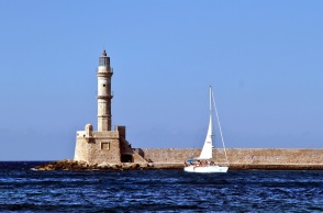 Χανιά: Δύο Αμερικανοί ναύτες υπό την επήρεια αλκοόλ επιτέθηκαν σε δύο ανήλικες