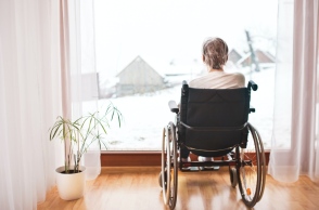 55χρονη πέθανε στην Ιταλία με υποβοηθούμενη αυτοκτονία - Το θανατηφόρο φάρμακο χορηγήθηκε από το κράτος Η γυναίκα έπασχε από προοδευτική σκλήρυνση κατά πλάκας