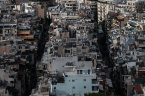 «Τέλος» οι καυστήρες πετρελαίου - φυσικού αερίου στις πολυκατοικίες σύμφωνα με την ΕΕ 