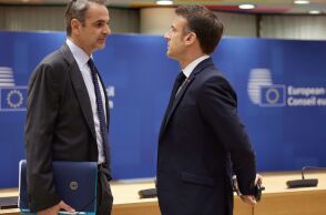 Ο Κυριάκος Μητσοτάκης με τον Εμανουέλ Μακρόν