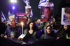 Το βίντεο με τους τρεις ομήρους δείχνει "τη βαναυσότητα της Χαμάς" λέει ο εκπρόσωπος του ισραηλινού στρατού