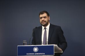 Παύλος Μαρινάκης: Η κομματική πειθαρχία στο νομοσχέδιο του μεταναστευτικού ισχύει για όλους πλην του Αντώνη Σαμαρά