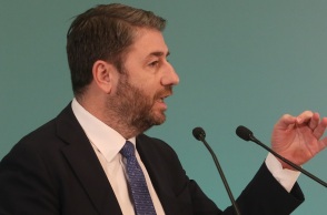 Ανδρουλάκης: Ισχυρή κεντροαριστερά για να τελειώσει ο «περίπατος» της αλαζονείας