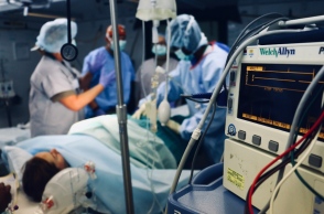 Δημιουργούνται 16 Κέντρα Τραύματος σε ισάριθμα νοσοκομεία του ΕΣΥ σε όλη τη χώρα Τα τροχαία ατυχήματα αποτελούν την πιο συχνή αιτία τραυματισμών για ηλικίες από 18 έως 55 ετών