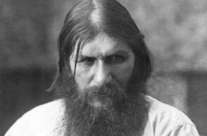 Πορτραίτο του Γκριγκόρι Ρασπούτιν, περί το έτος 1916 © Laski Diffusion/Getty Images