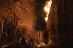 Με αμείωτη ένταση συνεχίζονται οι εχθροπραξίες μεταξύ Ρωσίας και Ουκρανίας 