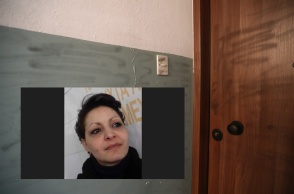 H 41χρονη έγκυος και η πόρτα του σπιτιού όπου δολοφονήθηκε