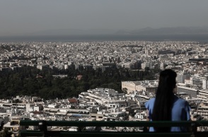 Ακίνητα: Έκρηξη τιμών σε όλη την Ευρώπη - Σχεδόν το 50% σκέφτεται τη συγκατοίκηση 