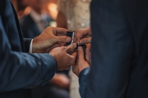 Ανοίγει τον διάλογο για τα ομόφυλα ζευγάρια ο Πρωθυπουργός 