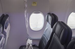 Νέο περιστατικό με ρωγμή σε παράθυρο αεροσκάφους της Boeing 