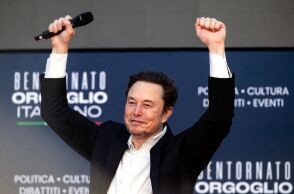 Oxfam: Σύντομα ο πρώτος τρισεκατομμυριούχος του πλανήτη