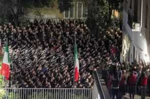 Ο φασιστικός χαιρετισμός είναι νόμιμος στην Ιταλία εκτός και αν απειλεί τη δημόσια τάξη