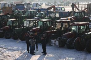 Aγρότες: Φουντώνουν οι κινητοποιήσεις σε Γερμανία και Γαλλία