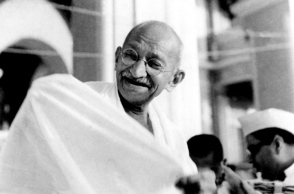 Σαν σήμερα 30 Ιανουαρίου δολοφονείται ο Mahatma Gandhi