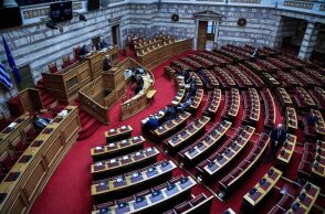  ΣΥΖΗΤΗΣΗ ΣΤΗΝ ΟΛΟΜΕΛΕΙΑ ΤΗΣ ΒΟΥΛΗΣ ΝΟΜΟΣΧΕΔΙΟΥ ΤΟΥ ΥΠΟΥΡΓΕΙΟΥ ΠΑΙΔΕΙΑΣ, ΘΡΗΣΚΕΥΜΑΤΩΝ ΚΑΙ ΑΘΛΗΤΙΣΜΟΥ 