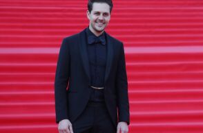 Εκτός του «White Lotus» ο Σέρβος ηθοποιός με τις φιλορωσικές απόψεις