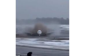 Λιθουανία: Αεροπλάνο με 179 επιβάτες προσγειώθηκε με την «κοιλιά»