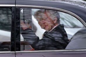 Bασιλιάς Κάρολος: Η πρώτη φωτογραφία μετά την διάγνωση με καρκίνο