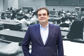 Ο Κυριάκος Πιερρακάκης παρουσίασε το νομοσχέδιο για τα μη κρατικά πανεπιστήμια