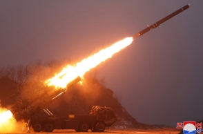 Βόρεια Κορέα: Εκτόξευση πυραύλου ανοικτά της Ιαπωνίας - Η 5η για φέτος Όπλα και πυρομαχικά στέλνει ο Κιμ Γιονγκ Ουν στη Ρωσία