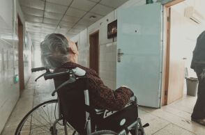 Αγίου Βαλεντίνου: Γραφείο κηδειών έστειλε ευχές σε οίκο ευγηρίας