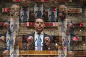 Ο Στέφανος Κασσελάκης ξεσήκωσε θύελλα αντιδράσεων για το ερωτηματολόγιο