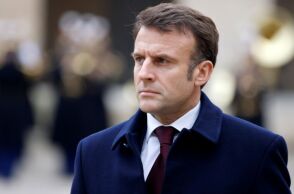 Μακρόν 