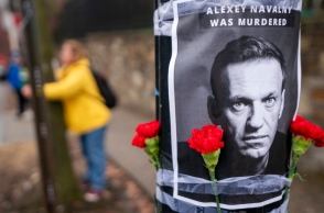 Ρωσία: Τα γραφεία κηδειών δέχθηκαν απειλές από αγνώστους να μην διαθέσουν νεκροφόρα για τη μεταφορά της σορού του Ναβάλνι, λέει η εκπρόσωπός του	