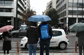 Ισχυρές βροχές και καταιγίδες προβλέπονται για αύριο Τρίτη  Χιονοπτώσεις θα σημειωθούν στα ορεινά κυρίως της βόρειας χώρας