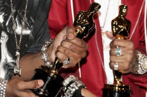 Το πολυπόθητο χρυσό αγαλματάκι