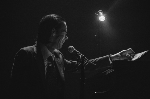 Ο Nick Cave ανακοίνωσε το νέο άλμπουμ του «Wild God» - Ακούστε το ομώνυμο single