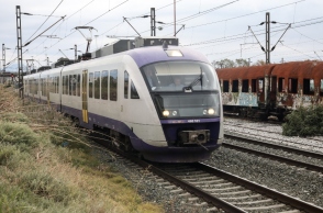 ΟΣΕ: Σεκιουριτάδες σε χρέη τροχονόμου σε αφύλακτες διαβάσεις (Βίντεο)