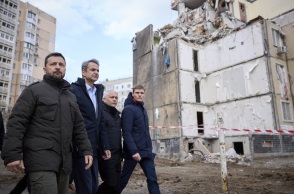 Ζελένσκι: Πρέπει να είσαι άρρωστος για να χτυπήσεις με πύραυλο κρουζ λίγα μέτρα από τον Έλληνα πρωθυπουργό