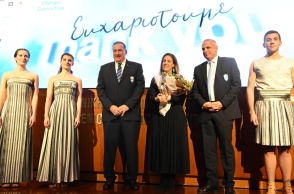 Ολυμπιακοί Αγώνες 2024: Παρουσιάστηκαν οι νέες ενδυμασίες των Iερειών και της Ομάδας