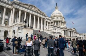 Η Βουλή των Αντιπροσώπων ενέκρινε νομοσχέδιο για την απαγόρευσή του TikTok στις ΗΠΑ 