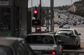 Μαζική έξοδος για το τριήμερο της Καθαράς Δευτέρας -  Σχεδόν 60.000 οχήματα έφυγαν από την Αττική