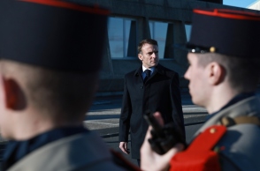 Η Γαλλία διέψευσε την αποστολή 2.000 στρατιωτών στην Ουκρανία