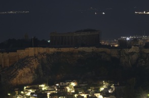 Ώρα της γης: Έσβησαν τα φώτα στην Ακρόπολη (εικόνες)