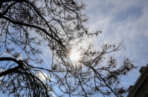 Γενικά αίθριος θα είναι ο καιρός αύριο Παρασκευή, με αραιές νεφώσεις από το απόγευμα 