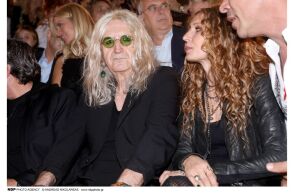 Νίκος Καρβέλας: Ένταση με την Νίκη Λυμπεράκη