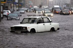 Ρωσία: Το ύψος του νερού αυξάνεται, πόλεις απειλούνται