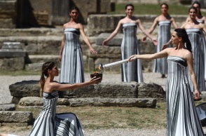 Εντυπωσιακές εικόνες από την πρόβα της τελετής αφής της Ολυμπιακής Φλόγας στην Αρχαία Ολυμπία 