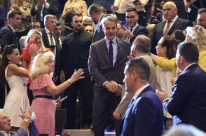 Ο Κυριάκος Μητσοτάκης προσερχόμενος στην εκδήλωση για την παρουσίαση του Ευρωψηφοδελτίου