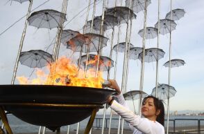 Η Ολυμπιακή Φλόγα «ξύπνησε» στη Θεσσαλονίκη και συνεχίζει το ταξίδι της 