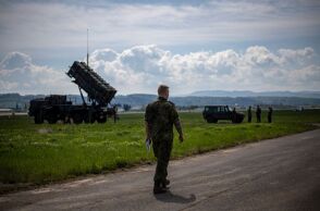 Ουκρανία: Απέφυγαν δεσμεύσεις για τους Patriot οι υπουργοί των «27»