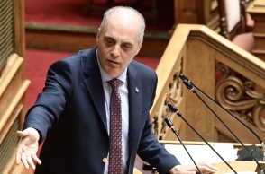 Ο Κυριάκος Βελόπουλος μιλάει στη Βουλή 