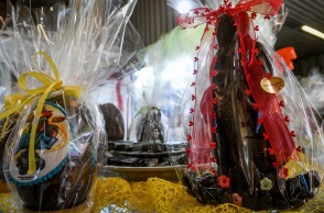 Πασχαλίνα αυγά στο  «Καλάθι του Πάσχα» 