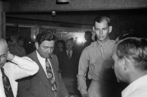 Ο Νικόλαος Δάνδολος ή αλλιώς ο Nick the Greek με το πούρο στο στόμα σε καζίνο