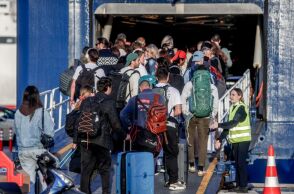 Με 100% πληρότητα αναχωρούν τα πλοία